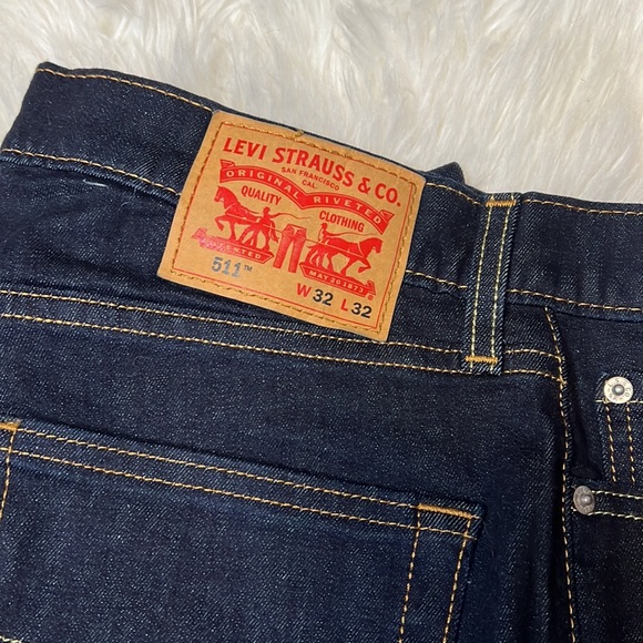 Levi Strauss 511 Slim Fit Dark Wash Jeans Size 32/32 - Picture 3 of 5